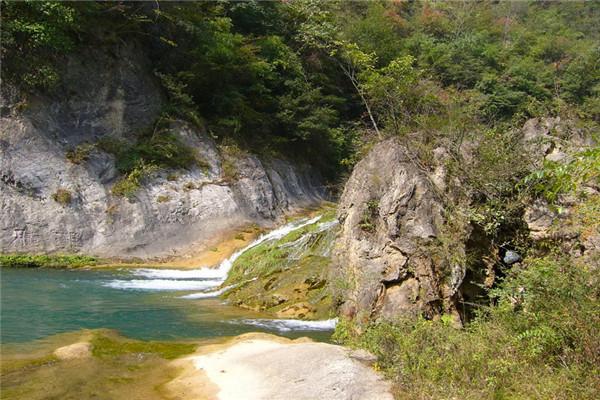 湖北省郧县香炉山铁矿成因分析及可选性研究